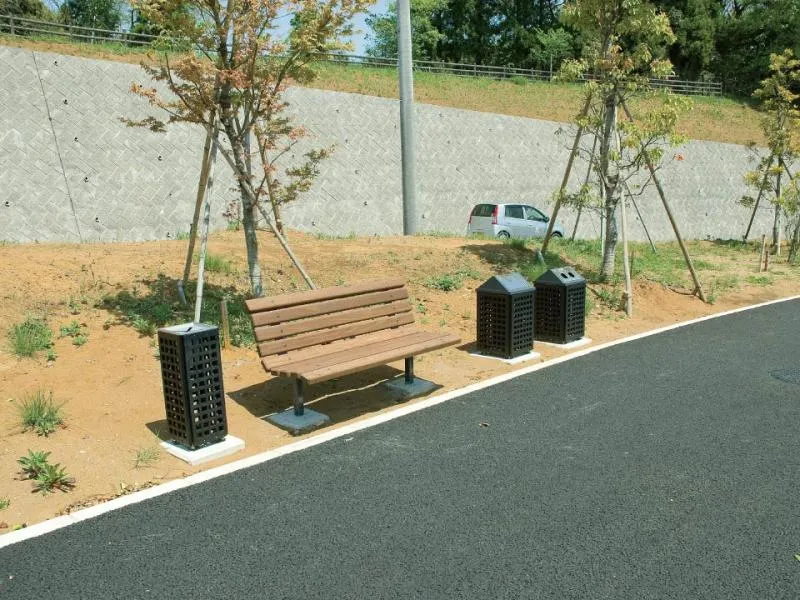 ベンチ拡大画像