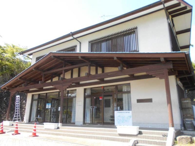 管理事務所(事務所・休憩所・トイレ)