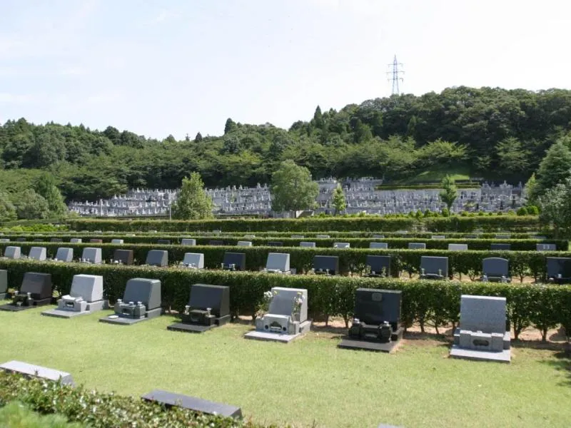 2026年度最新】成田市営いずみ聖地公園｜建墓の無料お見積り・公募情報