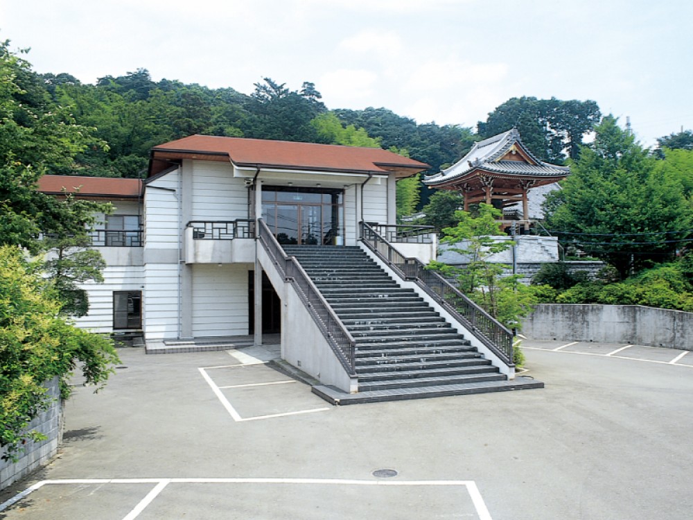 岩子墓苑 岩子墓苑