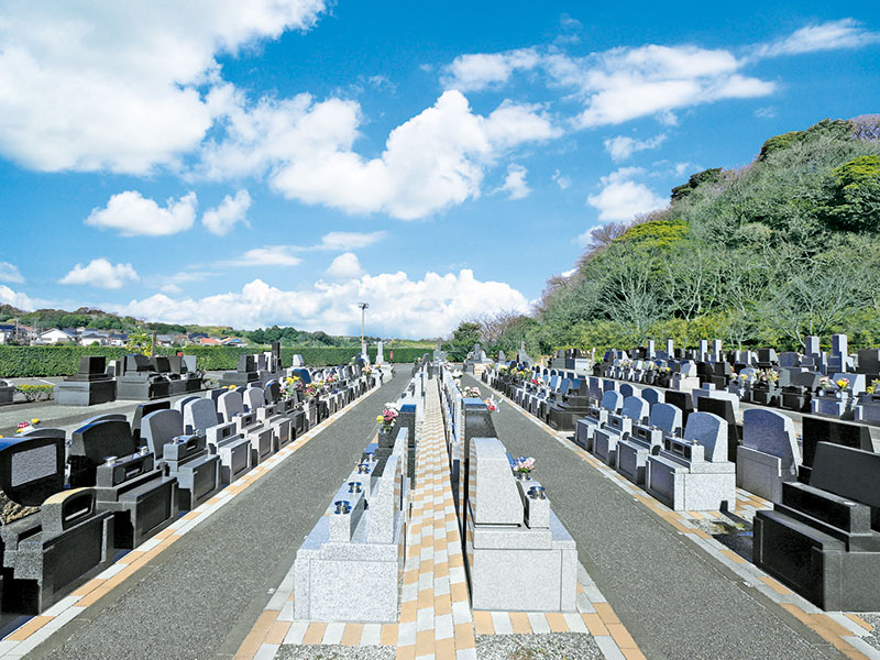 レンガ墓地