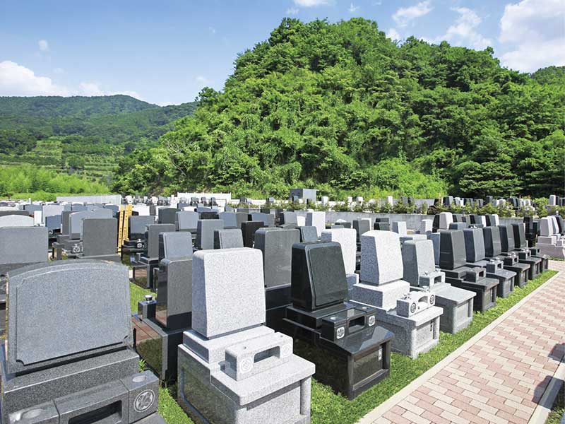 開放感溢れる墓域