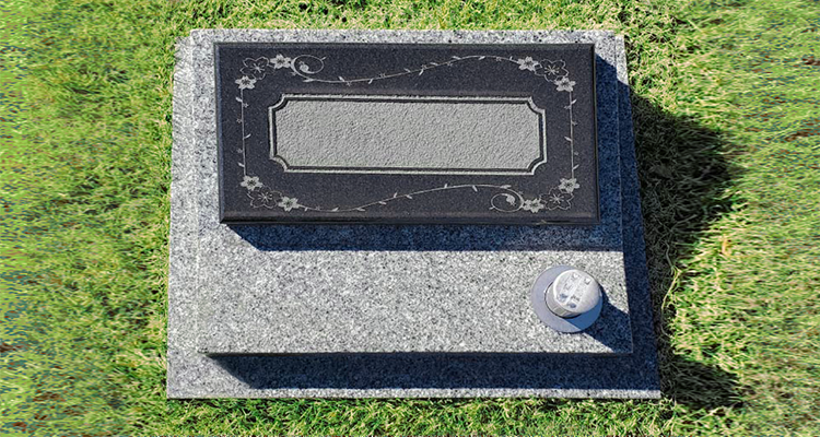 芝墓地2：公営 稲城・府中メモリアルパーク